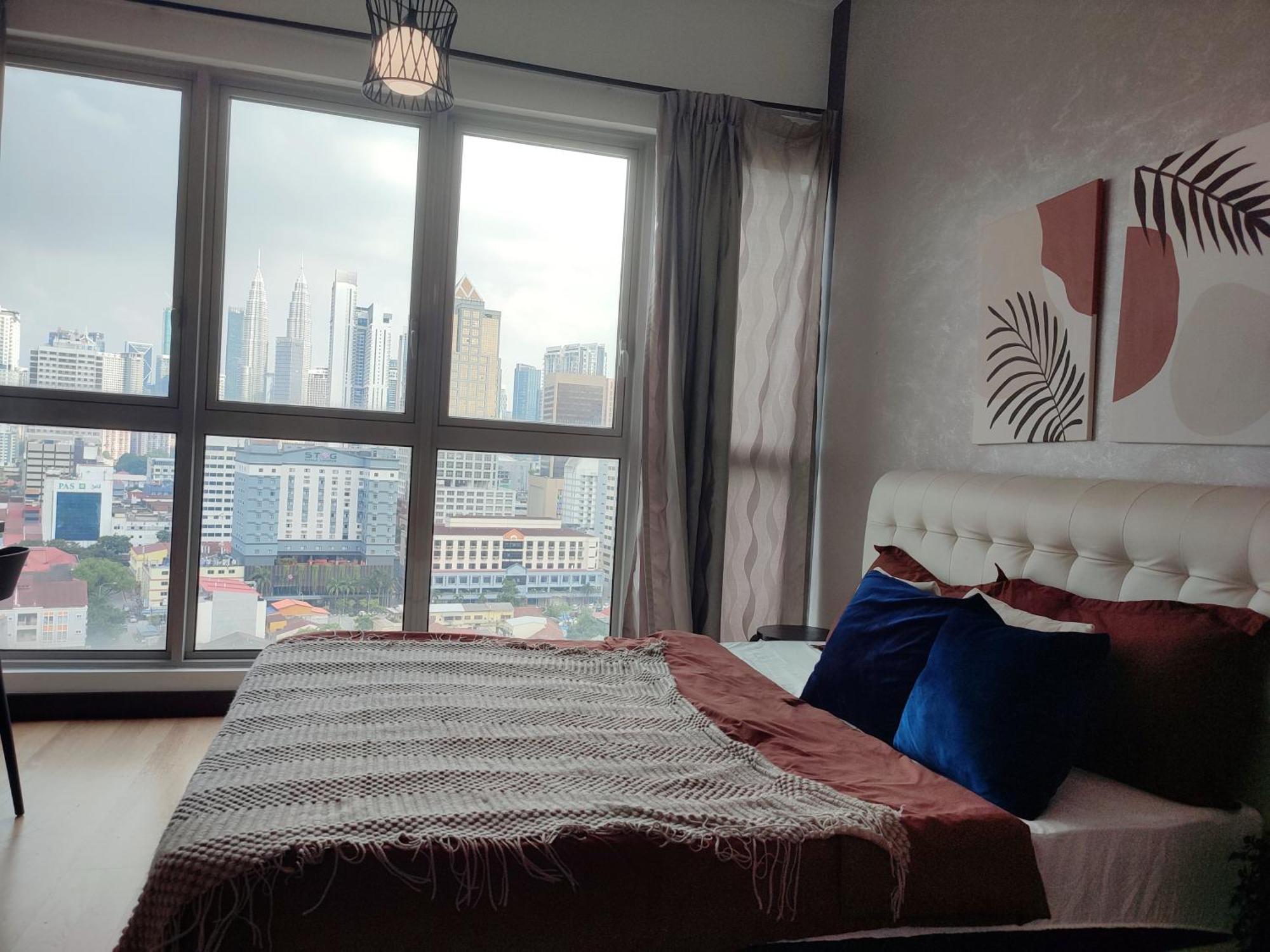 【k.l】 Cozy Balcony 2 Bedroom Klcc View Pangsapuri
